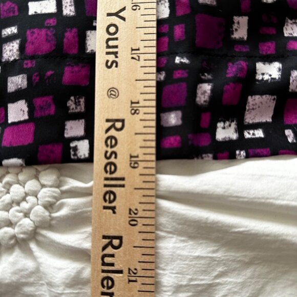 Sejour Women's 20W Geometric Print Short Sleeve Top w/Side Zip Artsy Whimsigoth - Picture 6 of 7